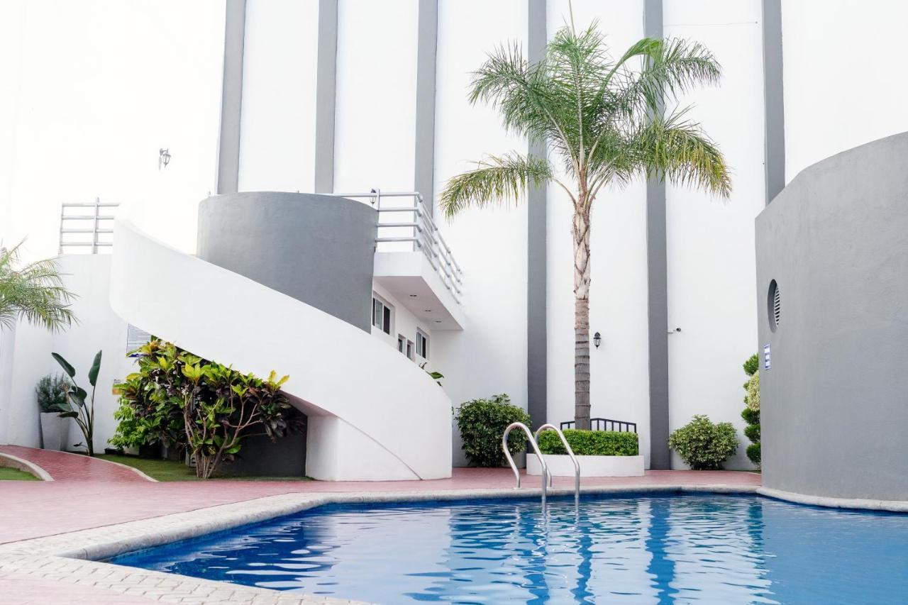 Hotel Mirage La Piedad Exterior photo